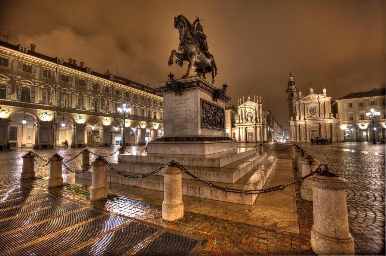Ampia Mansarda E Terrazzo 10 Minuti Dal Centro Turim Exterior foto